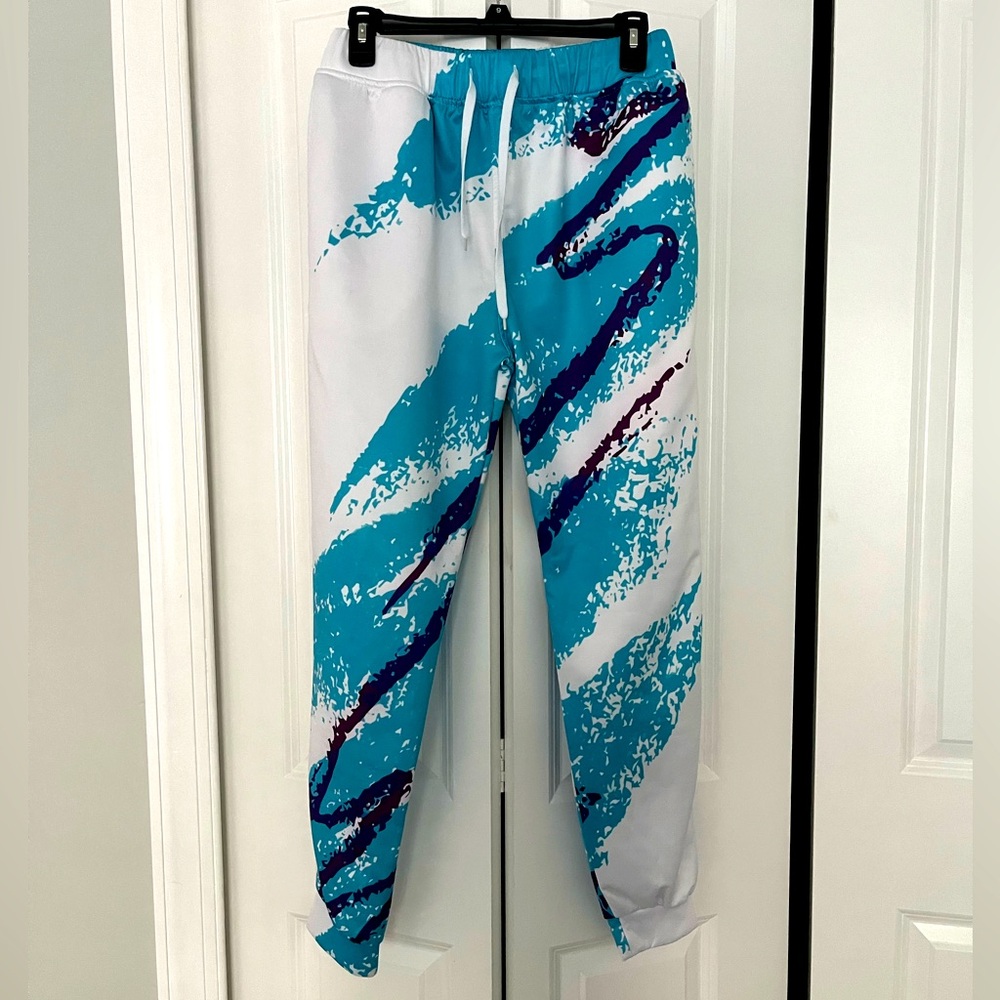 Mens 90s style joggers